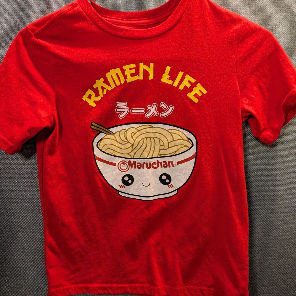 Ramen Life red shirt size Medium